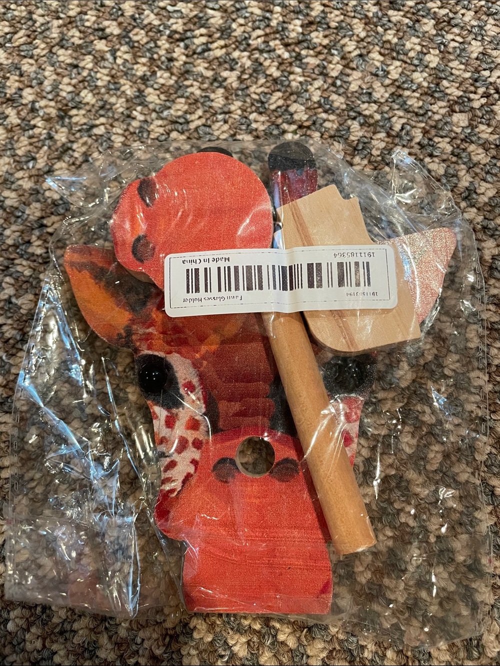 Giraffe Wooden Glasses Holder in Orange and Brown